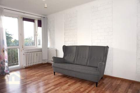 Dwupokojowe mieszkanie 37, 69 m , balkon, centrum