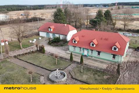 WYJĄTKOWA POSIADŁOŚĆ Z POTENCJAŁEM STAJNIRYCZOŁEK