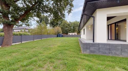 NOWY, ENERGOOSZCZĘDNY DOM PARTEROWY SROCZA GÓRA / PYSKOWICE