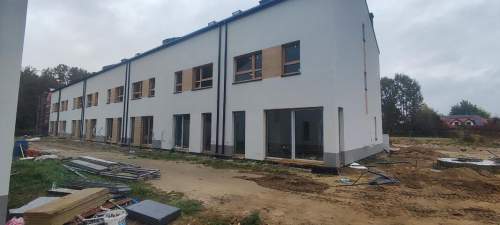 Szamocin, Las , Segment , 5 pok. , 140 m2, garaż .