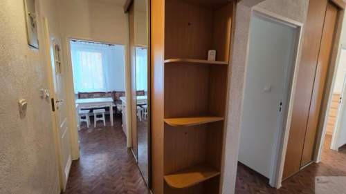Duże mieszkanie, 3 niezależne pokoje, doskonała lokalizacja.