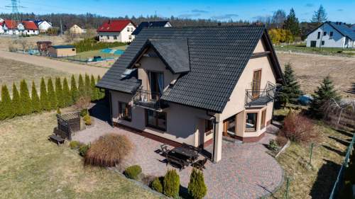 Komfortowy dom I BAJKOWY OGRÓD I Kameralność