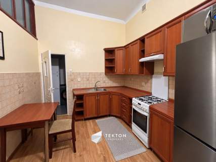 3 pokoje w 64m mieszkaniu Aleje Ossolińskich