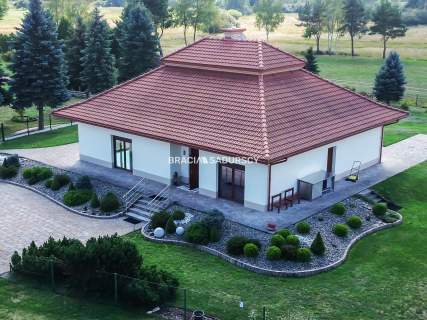dom parterowy w lesie, działka 22ar Niepołomice