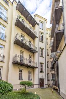 Wyjątkowy apartament na Starym Mieście z balkonem