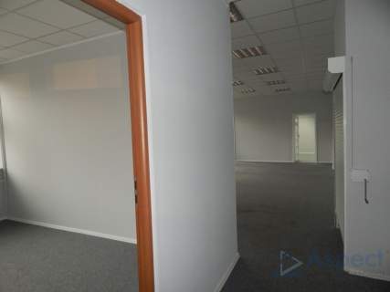 Wynajem obiekt biurowo-magazynowy 562m2