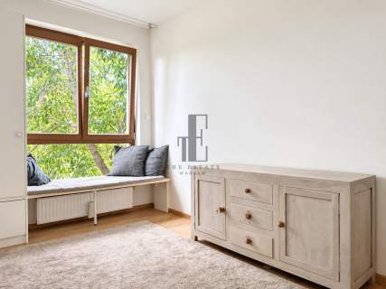 APARTAMENT Z DWOMA OGRODAMI 122 M MIASTECZKO