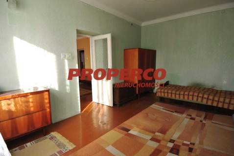 Dom 6pok 140 m2 działka 1833 m2, Reguły