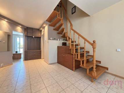 Dwupoziomowe 93 m 2 balkony Parking Centrum