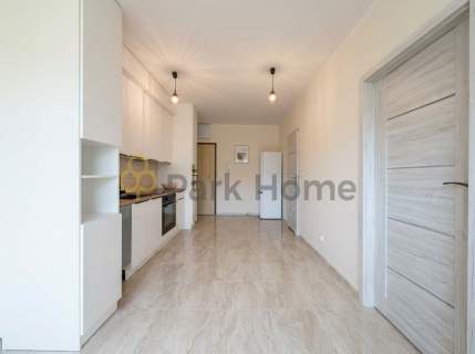 Wykończone mieszkanie 2-pok. Balkon/Winda.
