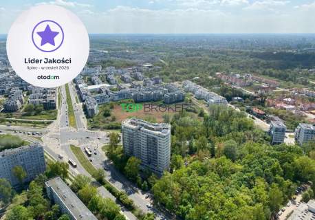 Przestronne dwa pokoje w budynku z basenem