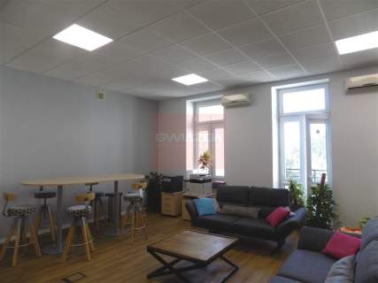 Nieruchomość komercyjna do wynajęcia, 136 m2, Warszawa
