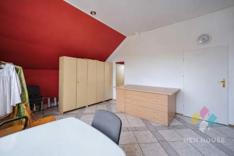 Os. Mazurskie, lokal 242,90 m2, I piętro, parking