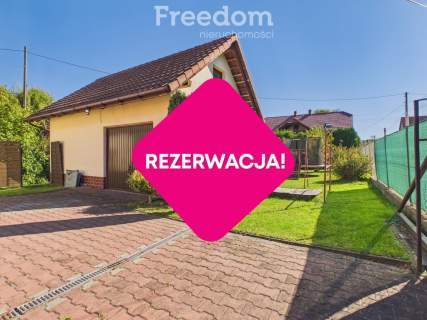 Dom z kominkiem, ogrodem i 2 garażami