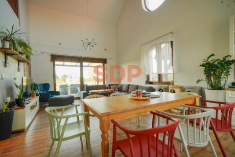Dom wolnostojący 216,90 m2 Zakrzów, gm. Oława 4 pokoje po