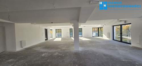 Lokal o pow. 164m2 do własnej aranżacji, doskonale doświetlony
