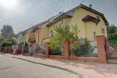 Budynek 274m na sprzedaż - Warszawa Bielany