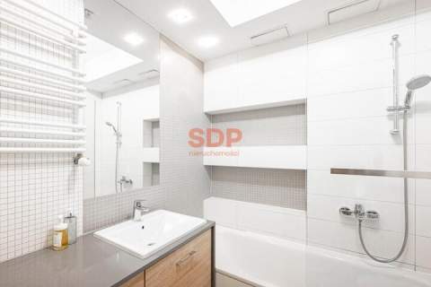 Dwu-pokojowy apartament na wynajem w Justin Center