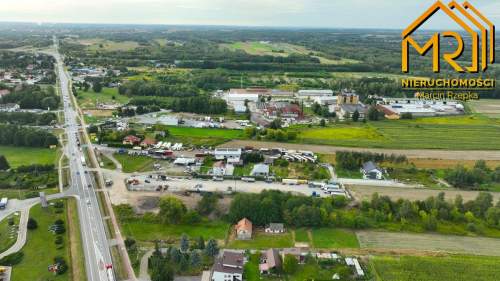 Działka budowlana w pierwszej linii zabudowy   14