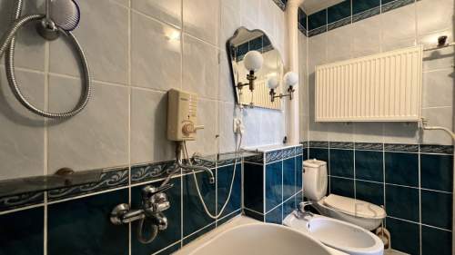 Dom, 5 pokoi, 2 łazienki, balkon, ogród, garaż