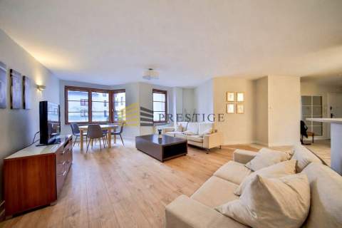 Atrakcyjny apartament na wynajem 106m2