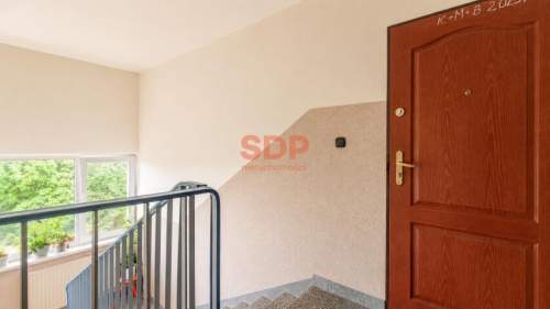 3 pokoje osobna kuchnia dwustronne blisko centrum balkon