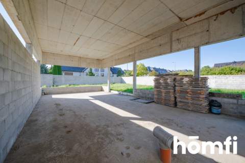 Nowoczesny design z betonu 2 tarasy 248 m2