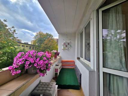 3 pokojowe z osobną kuchnią i loggią 48 m 2.