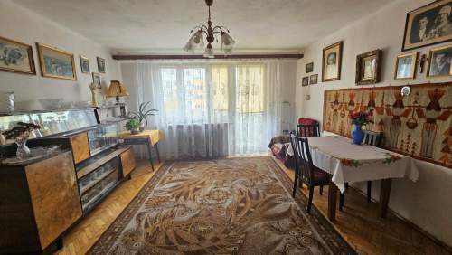 OLSZA-UGOREK, Ułanów, 2 pok, kuchnia ,balkon VIp