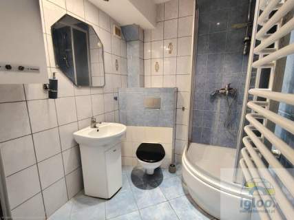 Mieszkanie - Pierwsze Piętro - 3 pokoje - Kielce - Herby - Balkon
