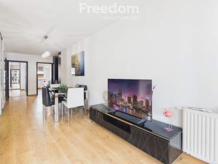 Apartament 66 m Garaż podziemny Klimatyzacja Balkon c