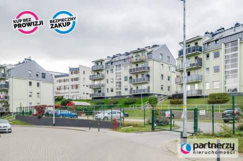 Jasna kawalerka z wielkim balkonem i strychem