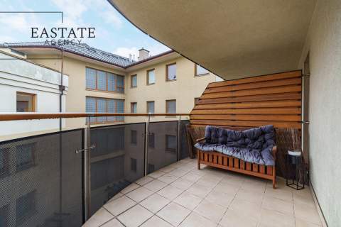 Metro Słodowiec / Balkon / Garderoba
