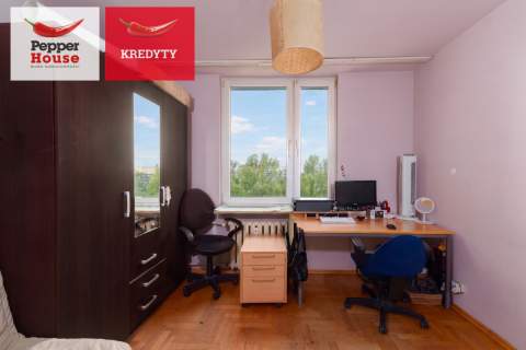 4 pokoje przy Placu Konesera z Księgą Wieczystą