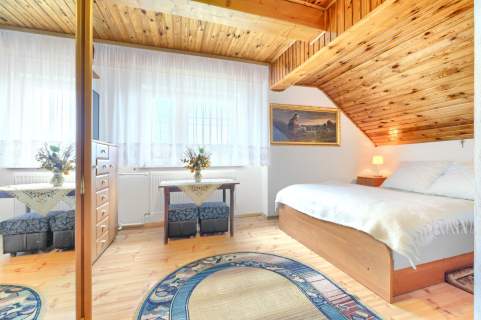 Jeden dom. Wiele możliwości. 160 m2. 2 wejścia.