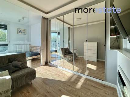 Przestronne mieszkanie z miejscem parkingowym Mogilska Tower