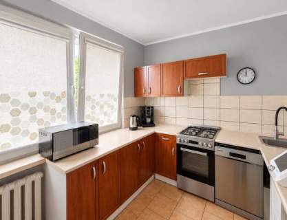 Północ 34,1 m2 3. piętro balkon do odświeżenia