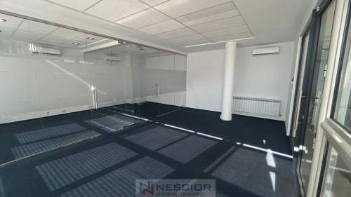 Lokal biurowy / handlowo-usługowy 60 m ul. Piłsudskiego Si