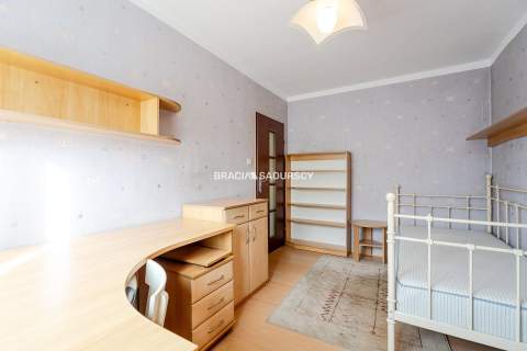 3 pok/ osobna kuchnia/ balkon- ul. Stojałowskiego.
