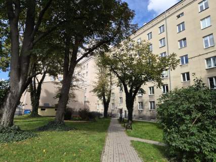 33 m po remoncie blisko SGH świetna komunikacja bez prowizji