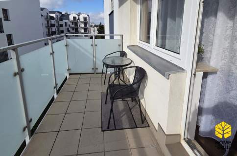 Nowoczesna kawalerka w apartamentowcu - Praga Południe