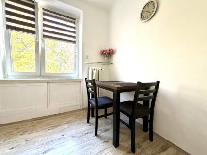 Osobna kuchnia Odświeżone Umeblowane Balkon
