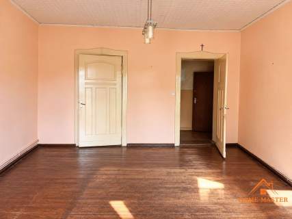wysoki parter, balkon ,ogrzewanie miejskie, centrum
