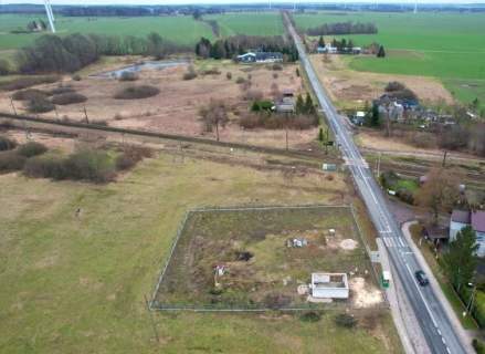 Wynajmę ogrodzony plac przy DK37 Karwice pod bazę lub skład