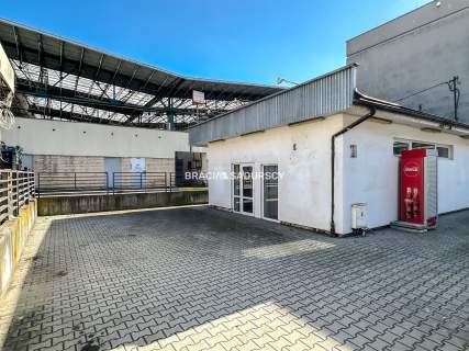 Obiekt handlowy z możl. rozbudowy, działka 250m2