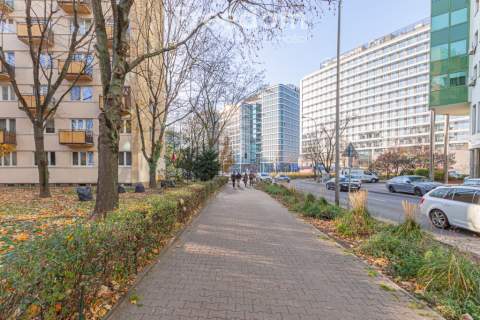 Kawalerka blisko Centrum, al. Jerozolimskie 145.