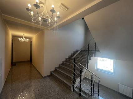 Apartament - wyposażony i umeblowany
