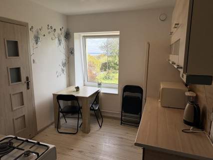 Parter domu 60m2, 3 pokoje, piękny widok na wodę i winnicę, ogród
