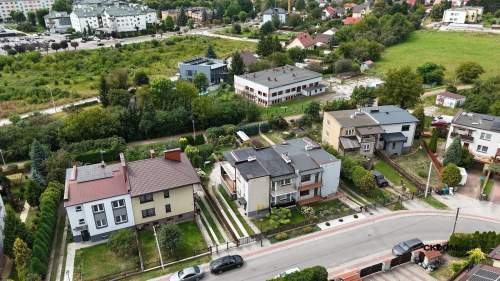 Mieszkanie z ogródkiem, balkonem i garażem Staszów