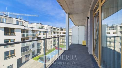 Dwupoziomowy apartament - 2 balkony - taras na dachu